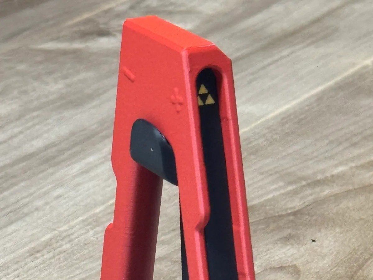 Nintendo Console: Nintendo Switch 2 Joy Con Doppelgriff – Nuovo e nell'imballaggio originale da Dietikon venduto da You_Want_We_Print 3