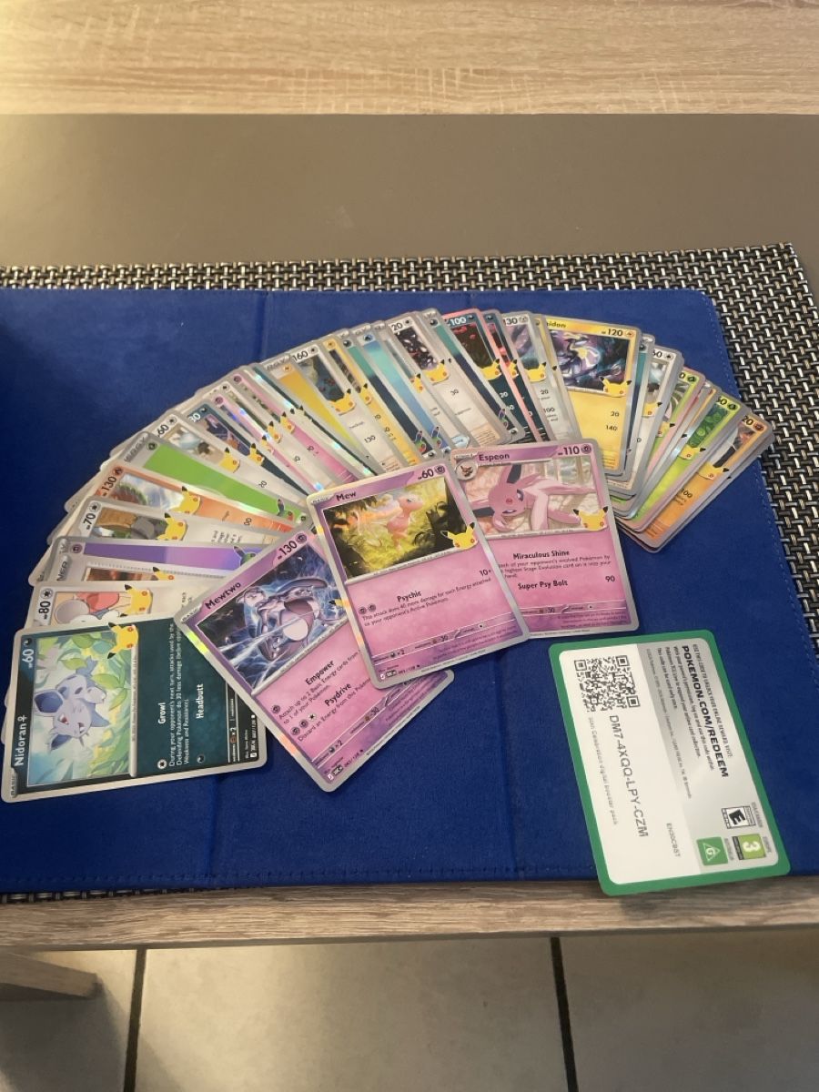 Pokémon Sammelbilder & Trading cards: Pokemon 30th 40 Karten EN – Neu (gemäss Beschreibung) aus Bellach von Pokemam 1