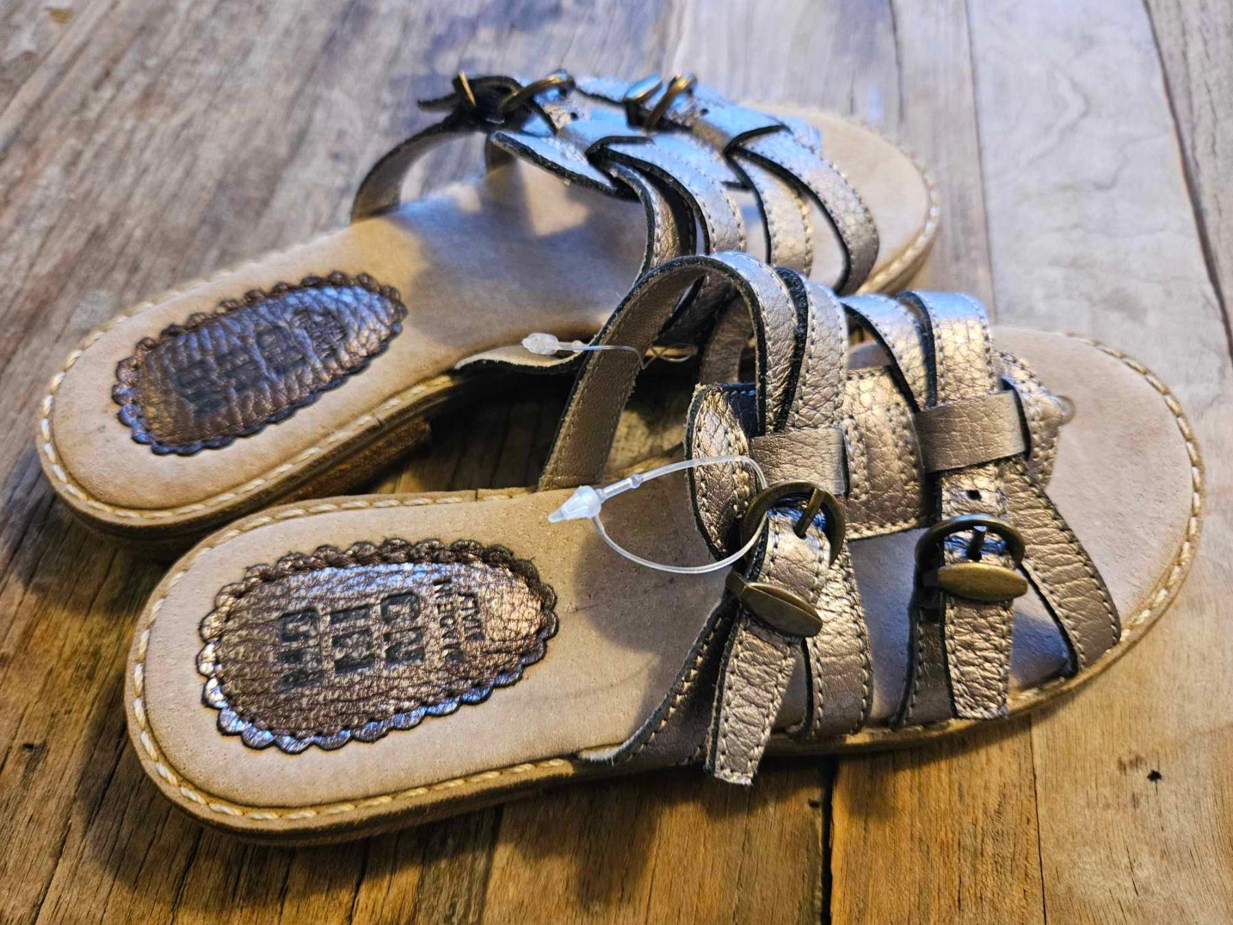 Momino Schuhe für Mädchen: Momino Sandalen 30 – Neu (gemäss Beschreibung) aus Luzern von schuhparadies159 1