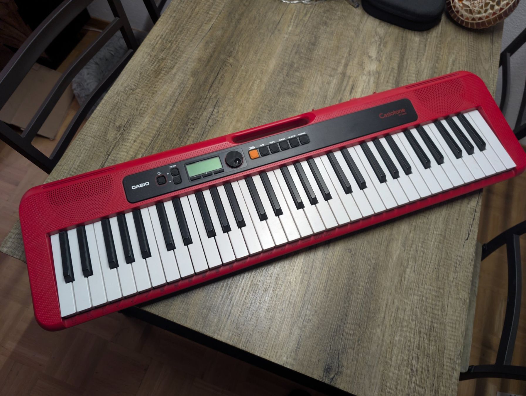 Strumenti musicali: Casio Keyboard Casiotone CT-S200 – Usato da Winterthur venduto da DerFischer