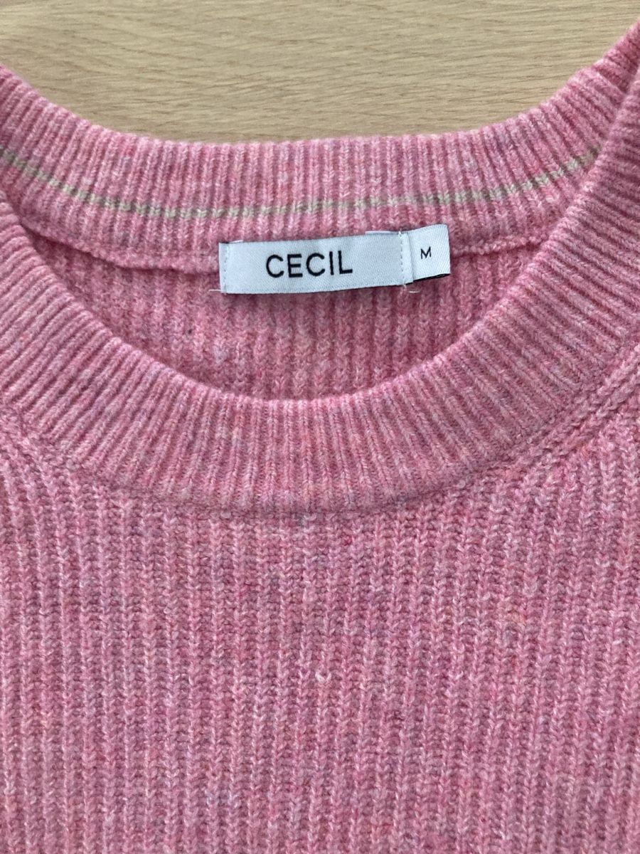 Maglioni & Felpe: fabrikneuer, kuscheliger Pullover, Grösse 38 – Nuovo e nell'imballaggio originale da Otelfingen venduto da pat_8jmb