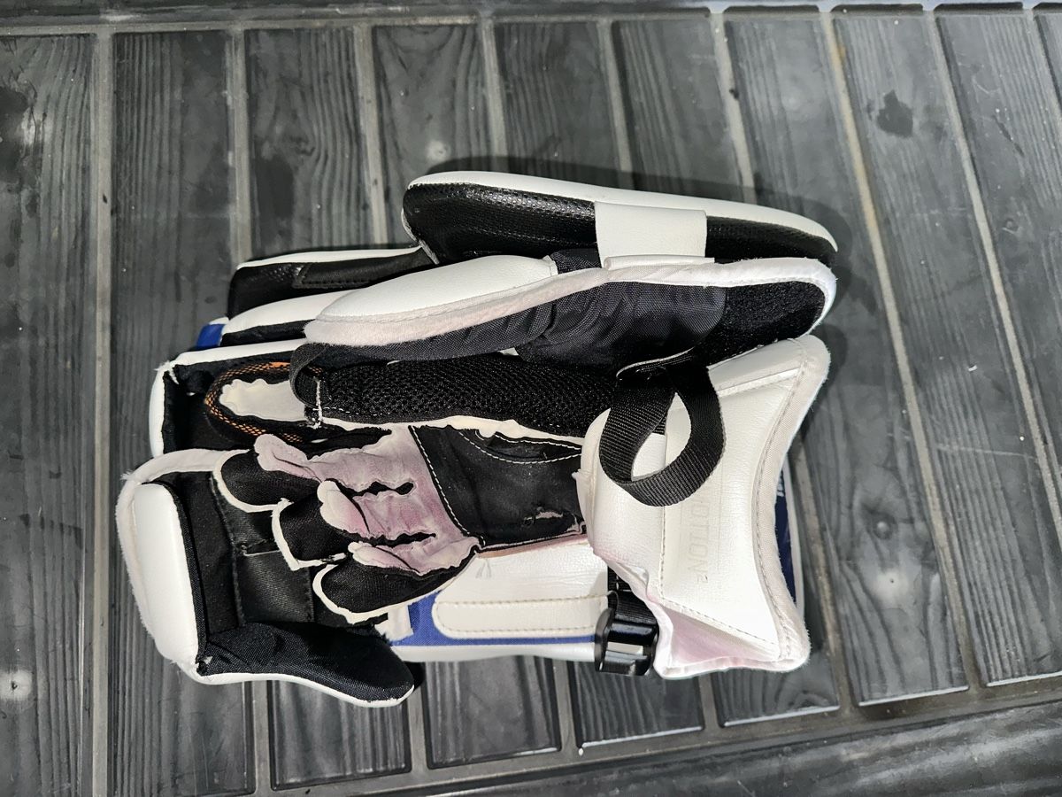 Ccm Protezioni & Imbottiture: CCM Eflex 6 Pro Goalie Blocker – Usato da Evilard venduto da ale_t7qr 2