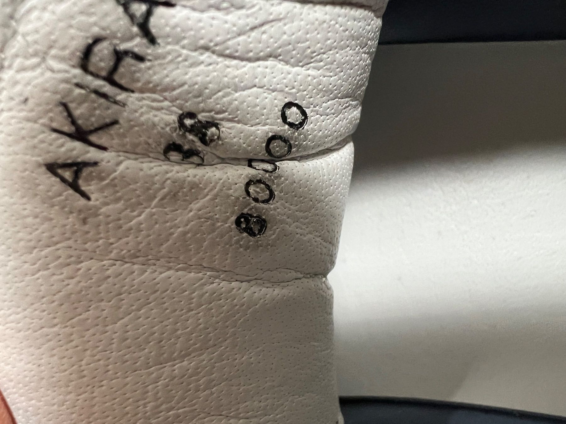 Damenschuhe: Leder-Sneaker – Neu (gemäss Beschreibung) aus Matten b. Interl von D0minicio 4