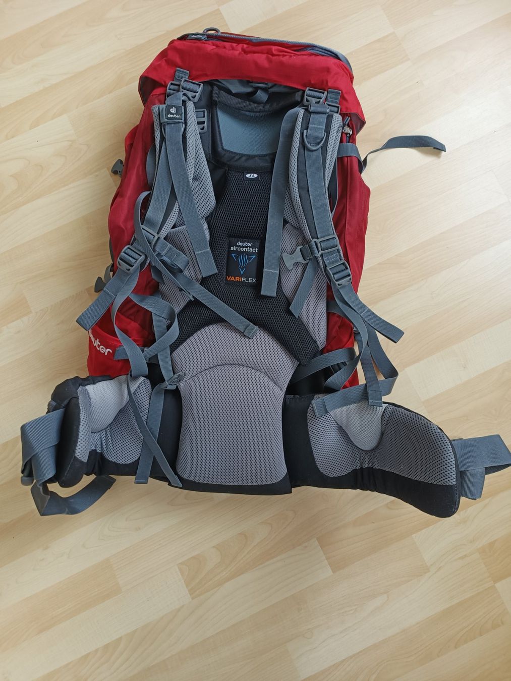 Deuter Zaini: Trekkingrucksack Deuter Aircontact – Usato da Wald ZH venduto da Baltikum 1
