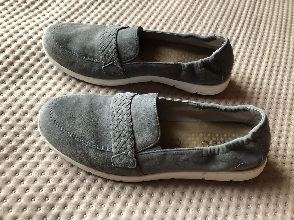 Scarpe da donna: *Halbschuh* Gr.40, blau, von Caprice – Usato da Mühlebach (Goms) venduto da chr_q6d8