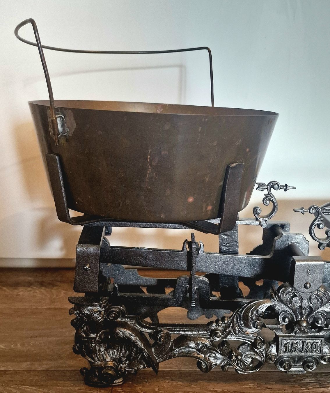 Bilance e pesi: Balance ancienne restaurée pour décoration  – Usato da Monthey venduto da ditty 3