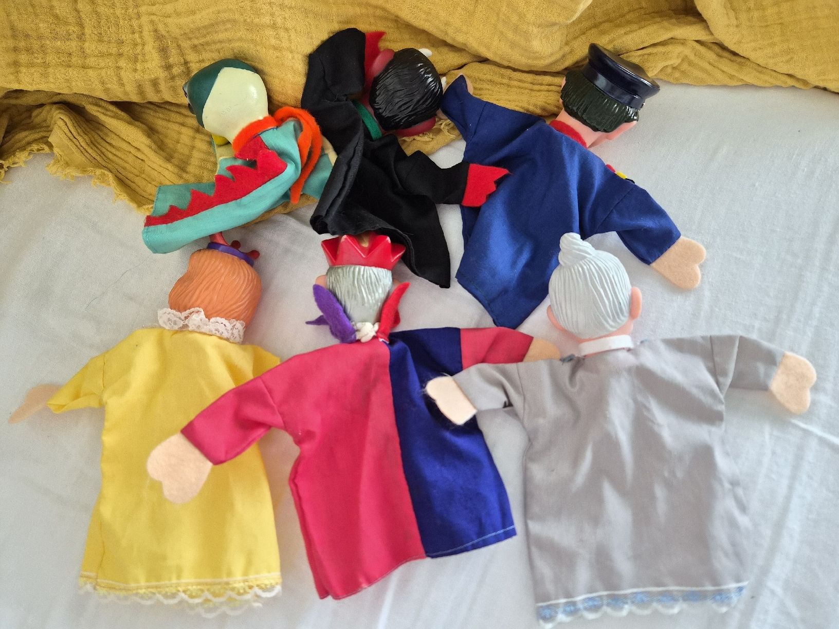 Puppen: Kasperle Figuren / Kasperli Handpuppen – Gebraucht aus Uznach von ssmiy 3
