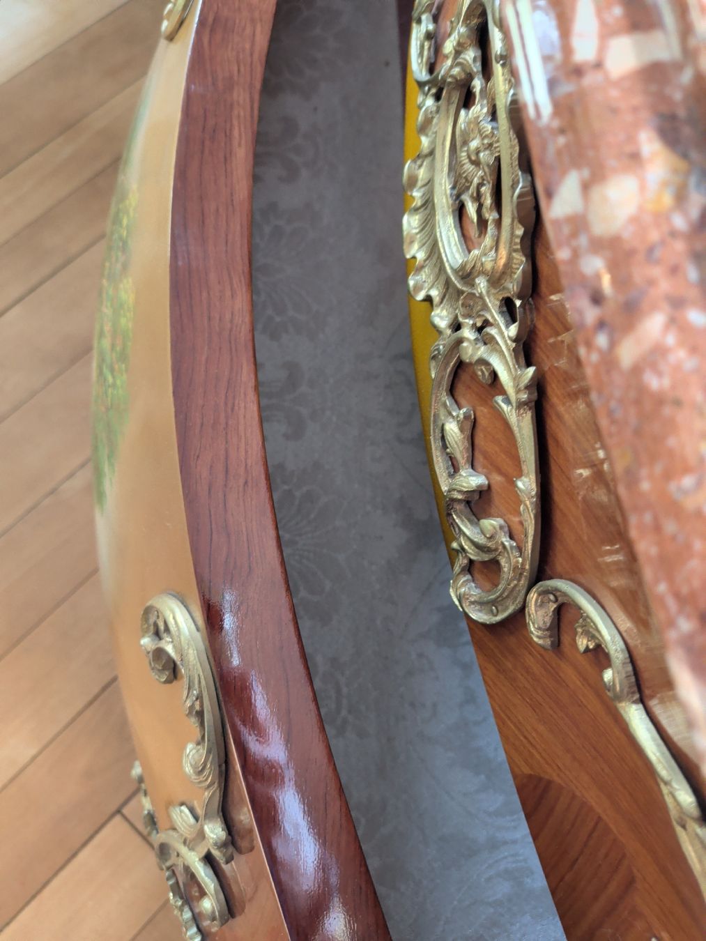 Armoires: Barockschrank mit Gemälde – D'occasion à Dietfurt par Subforce1853 9