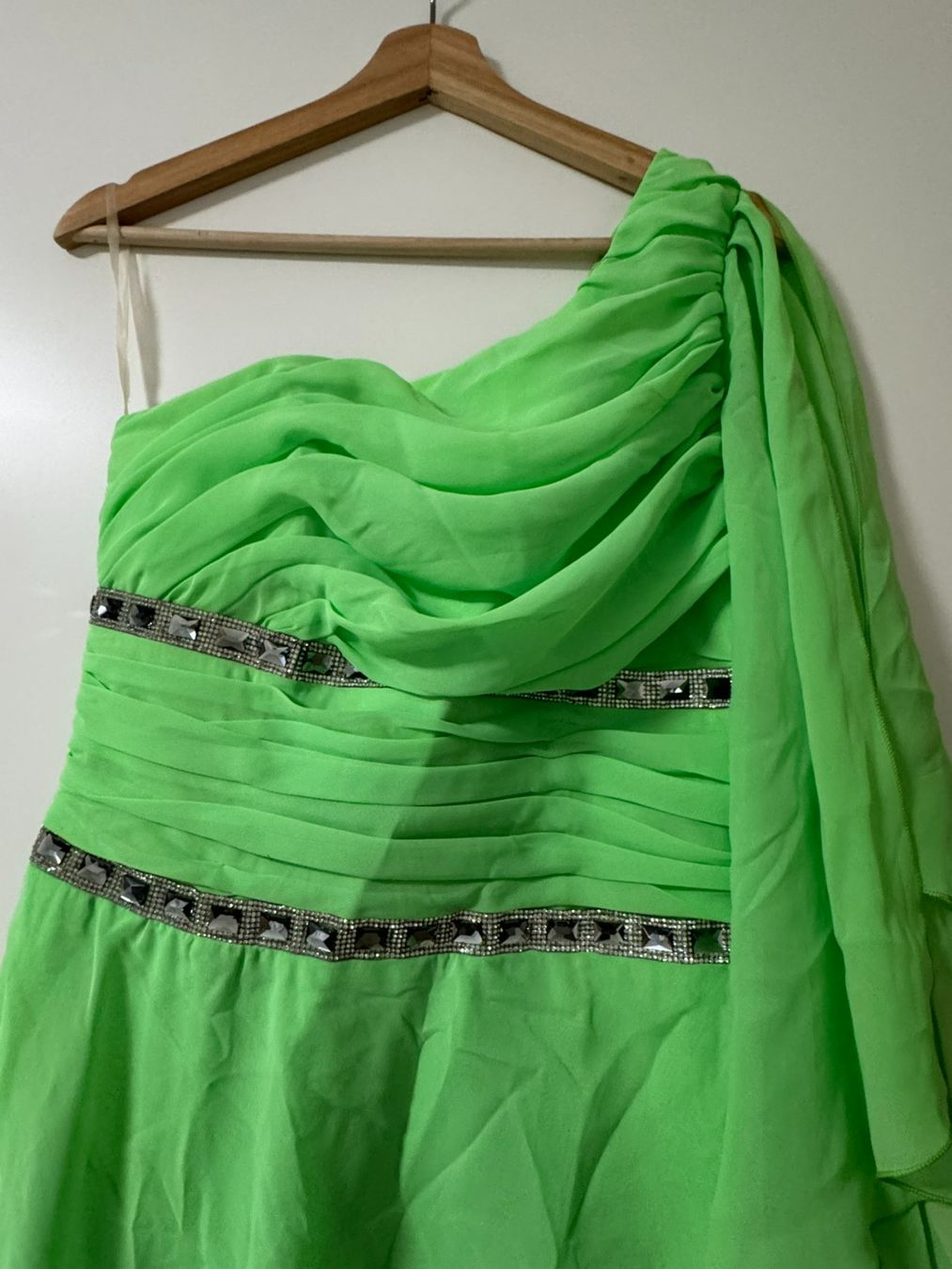 Vestiti: Grünes Abendkleid (Grösse 38) – Nuovo (secondo la descrizione) da Zürich venduto da pamleano 1