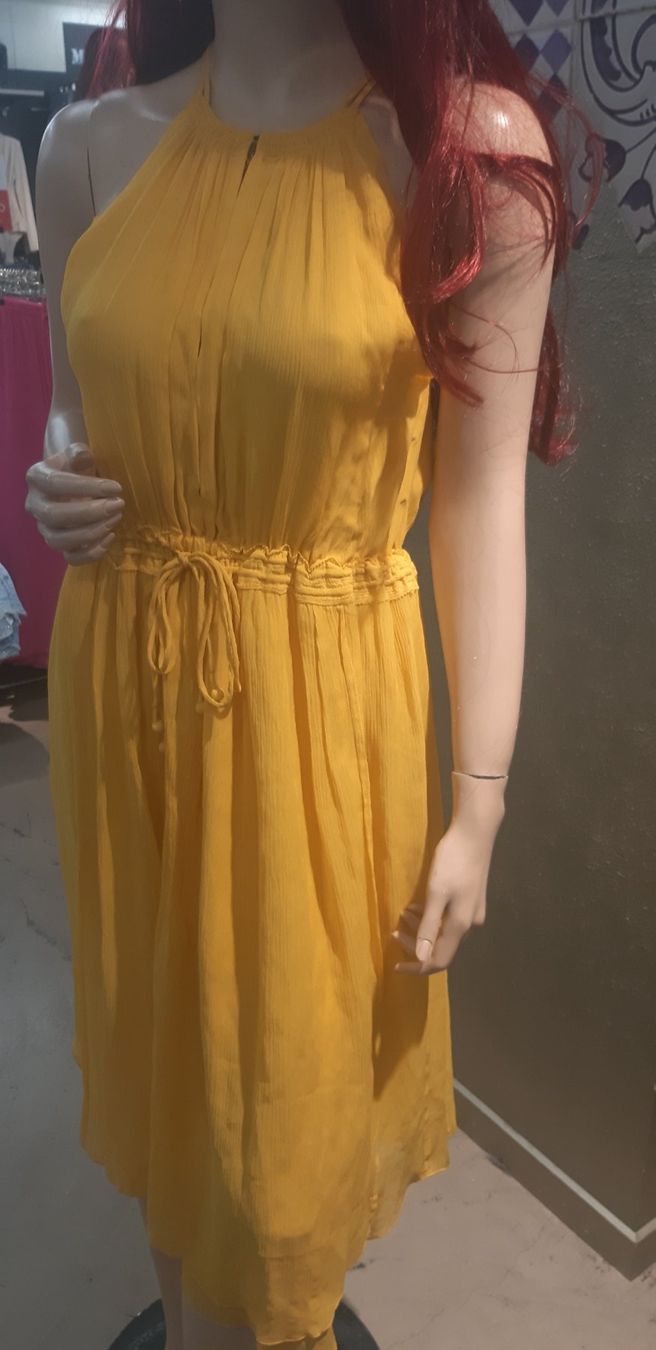 Vestiti: Midi Kleid  Gr.M – Nuovo e nell'imballaggio originale da Zürich venduto da Venecia25 5