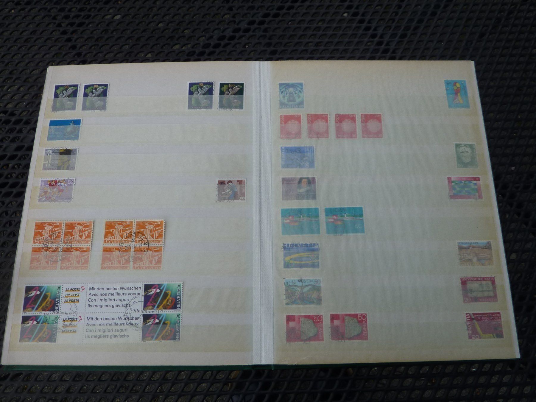 Tutti i francobolli: Briefmarkenalbum, Schweiz – Usato da Gelfingen venduto da btrottmann 8