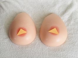 💛  500gr., Sagenhaft! Silikonbrüste sehen Real aus!