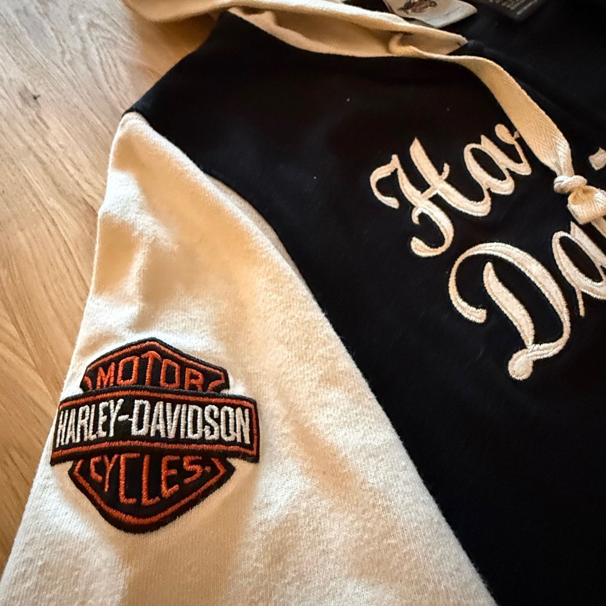 Harley-Davidson Giacche: Harley-Davidson Jacke mit Kapuze – Usato da Embrach venduto da Schnufi66 2