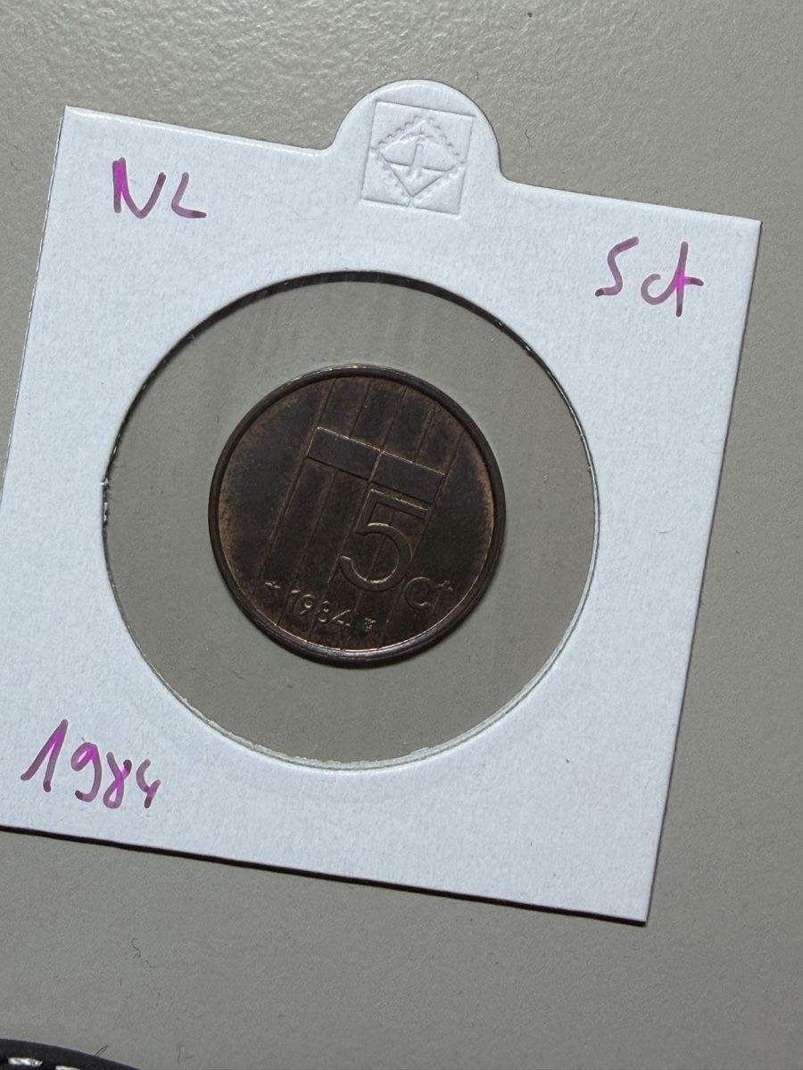 Alle Münzen: Pays-Bas - 5 cents - 1984 – Gebraucht aus Payerne von Mike1682