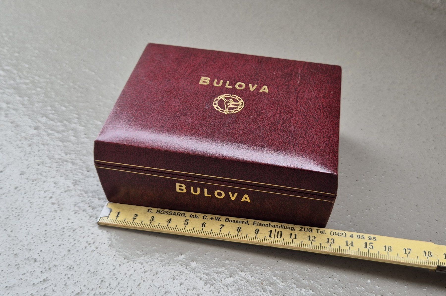 Bulova Scatole porta orologi: alte Uhrenschachtel BULOVA – Usato da Zürich venduto da brinkosos 1
