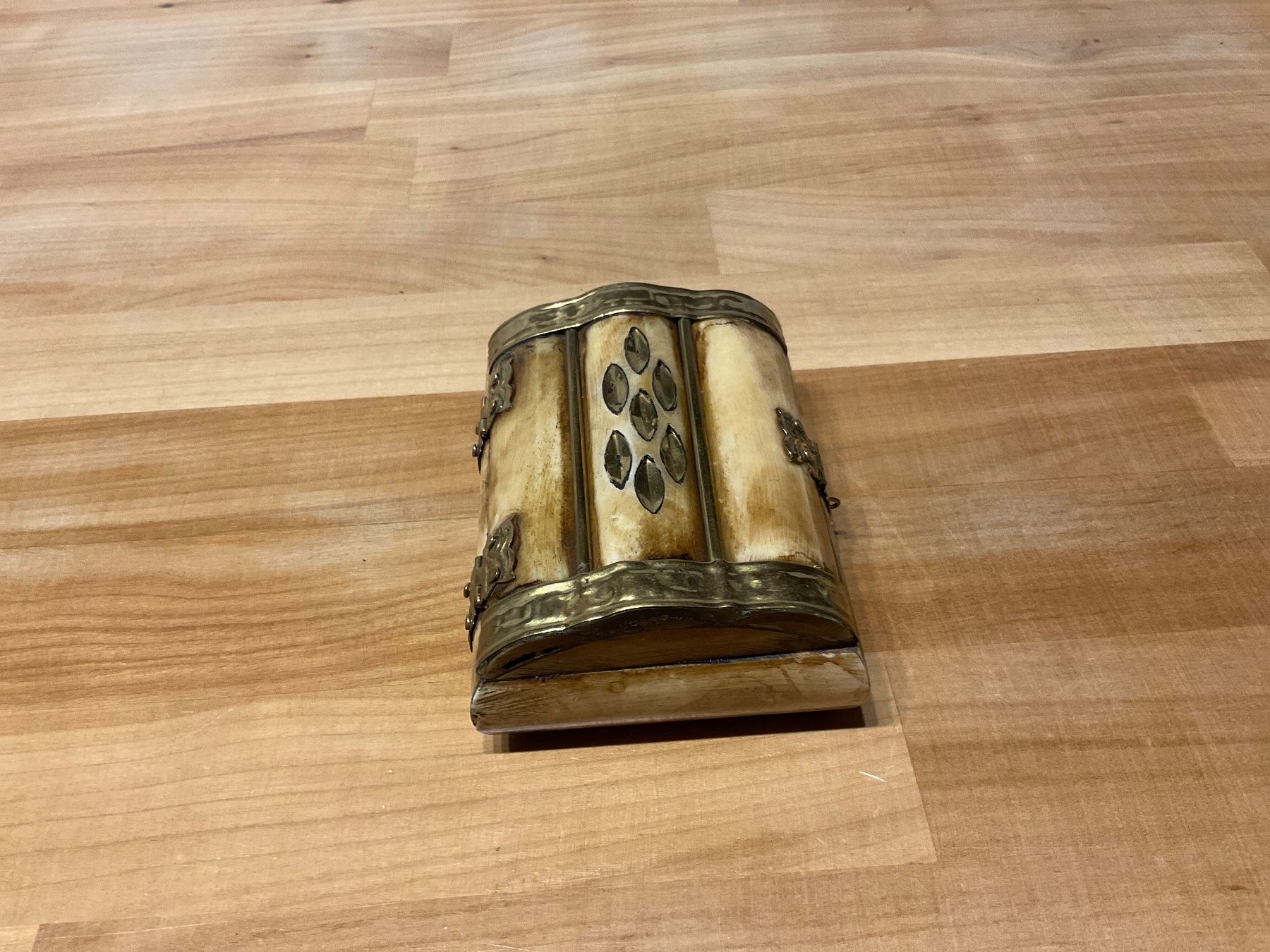 Cassapanche: kleine Schatulle Box aus Horn – Usato da Rümlang venduto da resale35 1
