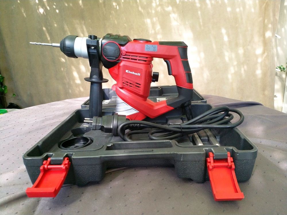 Einhell Boorhamer TC-RH 800 E (800 W, 2,5 J, boorcapaciteit in beton 26 mm, SDS-Plus houder, metalen diepteaanslag, koffer), Zwart/rood