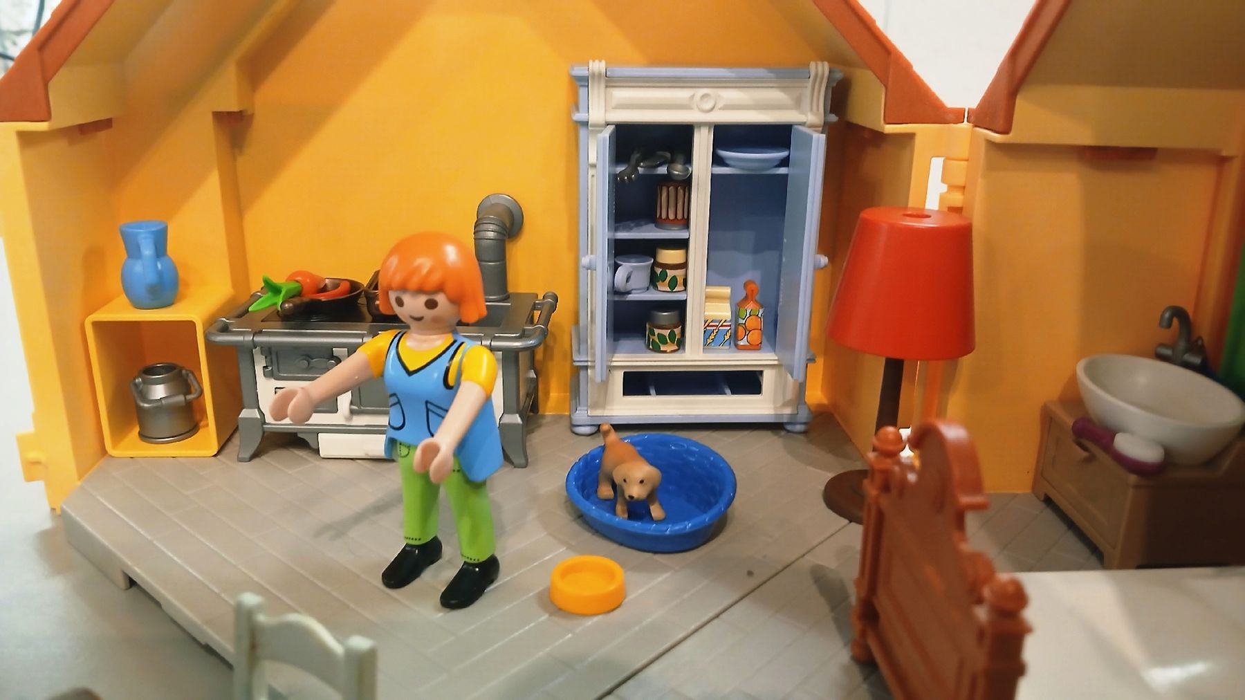 Playmobil Giocattoli: Playmobil maison pliable – Usato da Romainmôtier venduto da PanPan 7