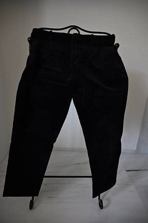 Zara Cord-Hose Grösse 33