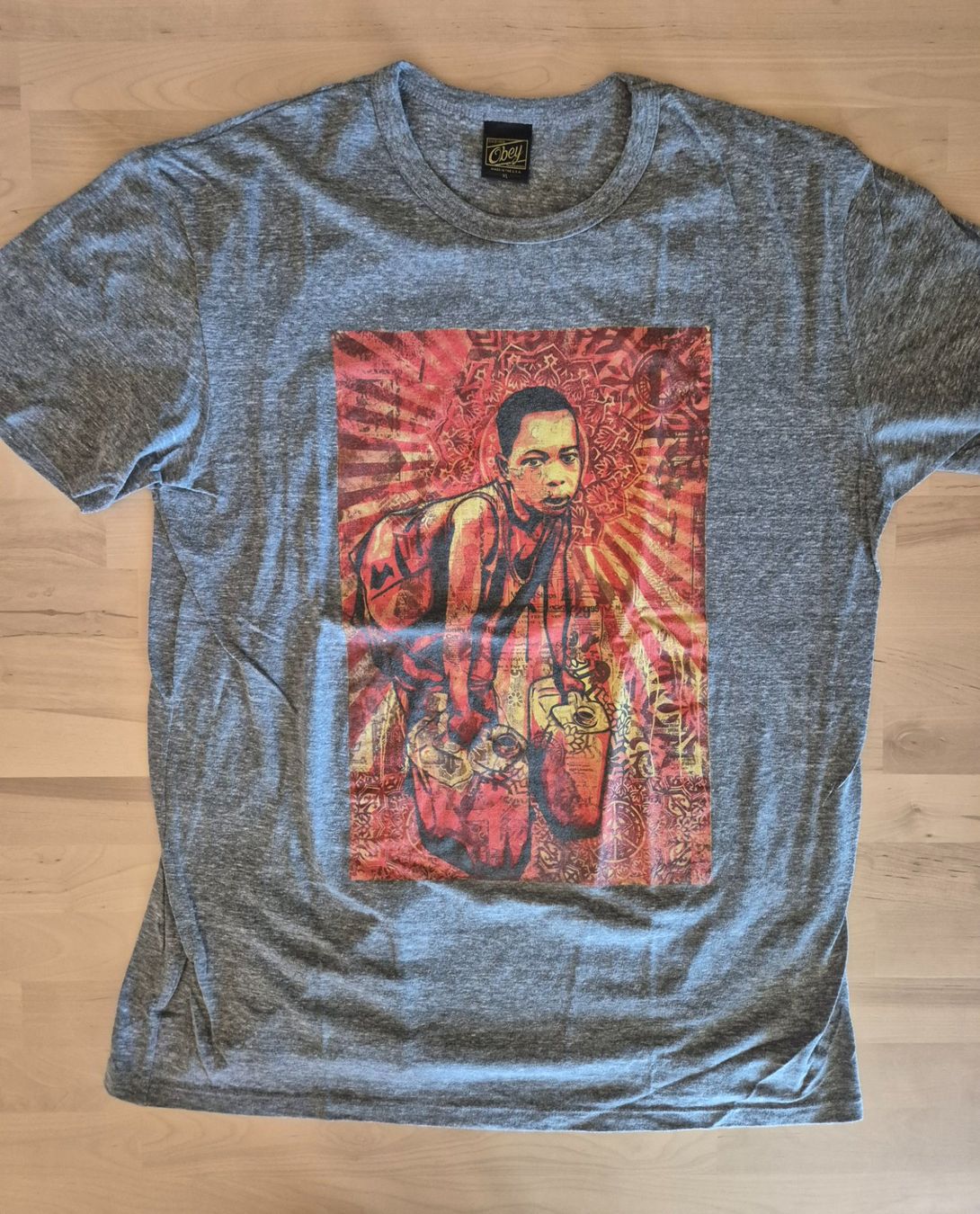 Obey T-shirt: Obey Shirt – Usato da Trogen venduto da Monk3yWear