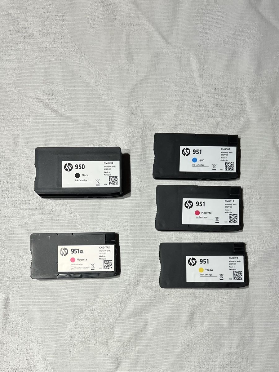 Hewlett Packard Cartucce per stampanti & toner: HP 950 & 951 Ink Cartridges – Nuovo (secondo la descrizione) da Gempenach venduto da amdor 2