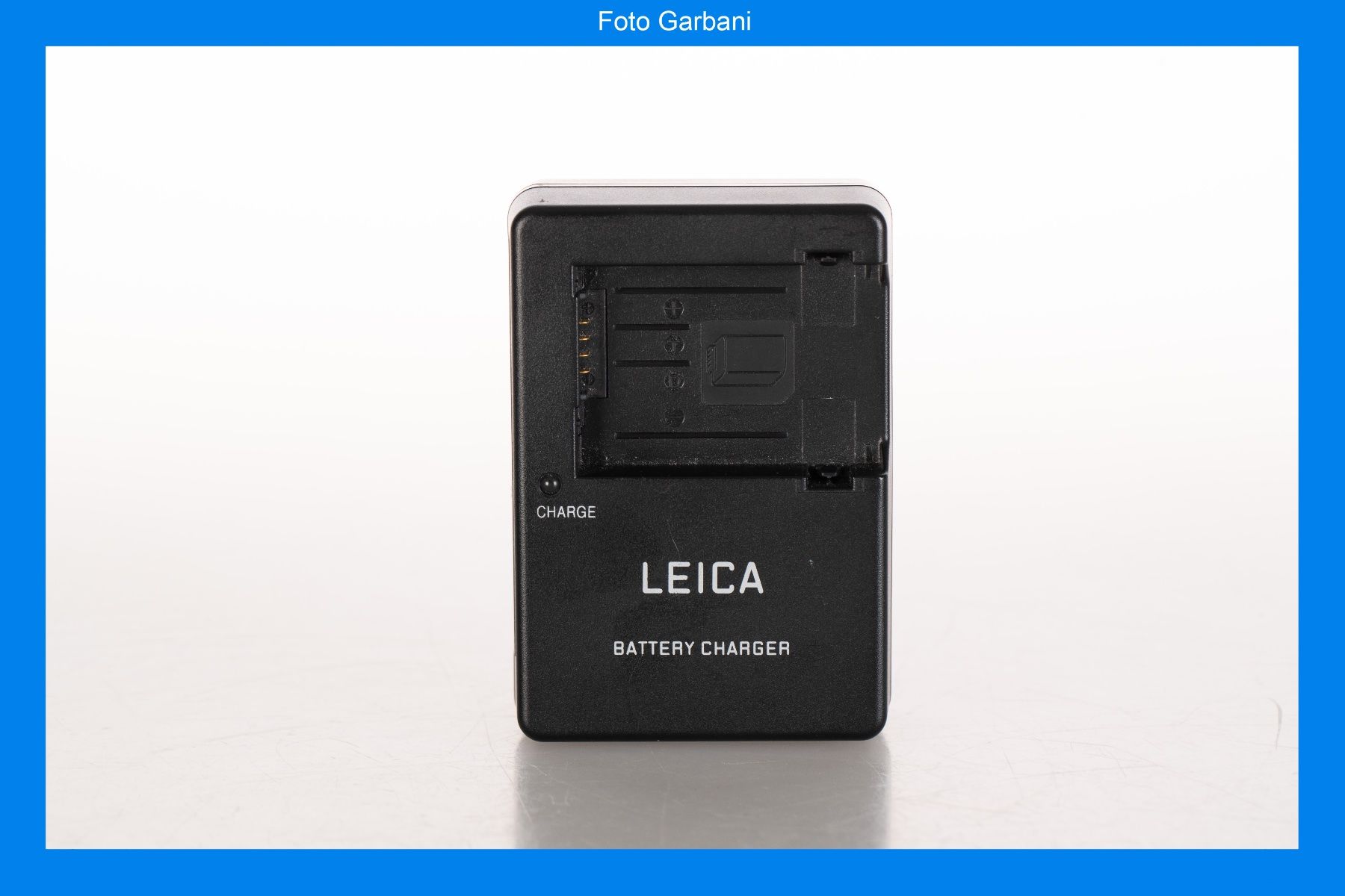 Leica Altri Accessori: Leica battery charger BC-DC9-E – Usato da Muralto venduto da FotoGarbani