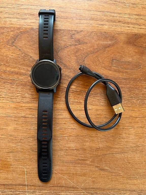 Garmin Smartwatch: Garmin Fenix 6s Pro mit defektem HF Sensor – Usato da Münchenstein venduto da sugo0815 2