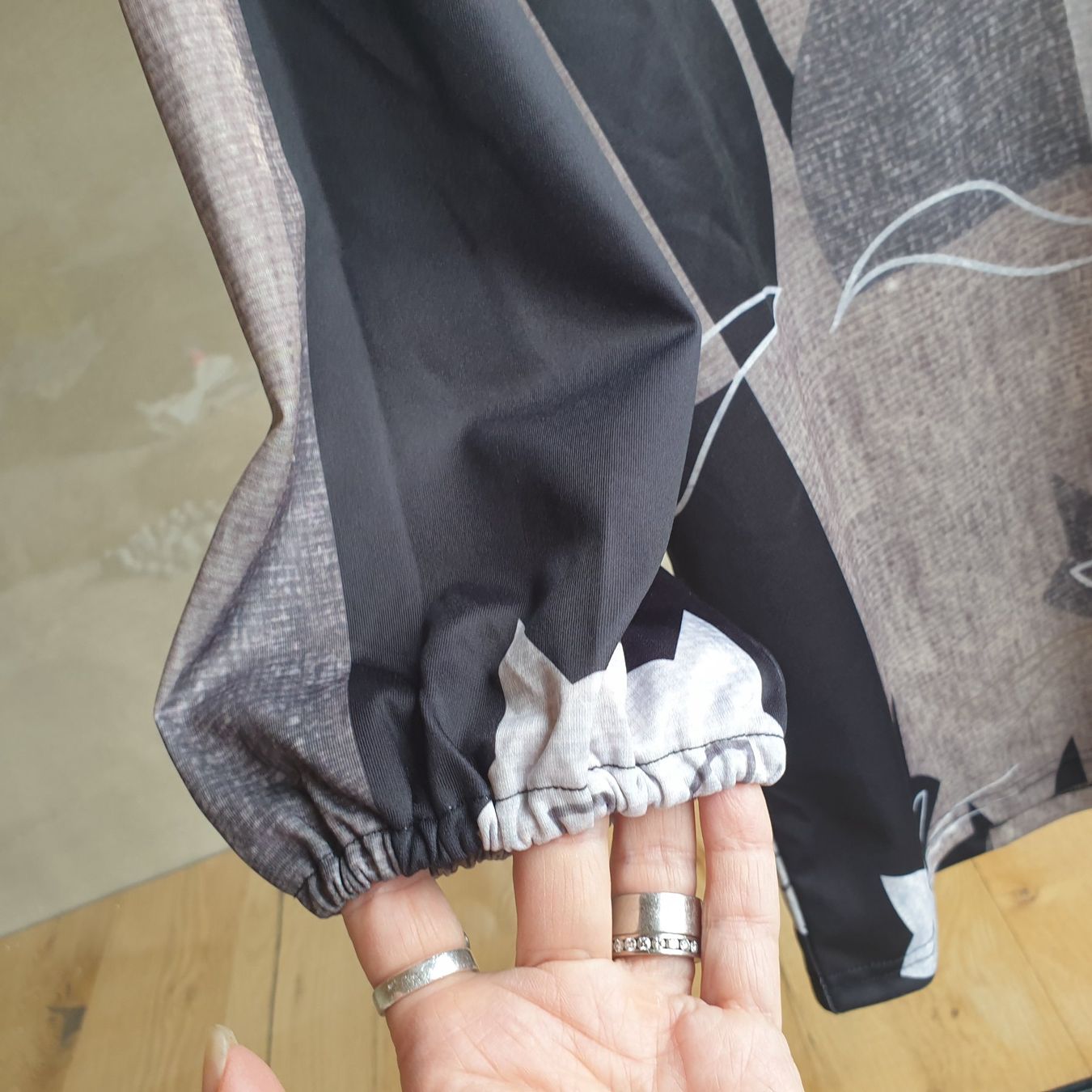 Blusen: 🐸 SATIN BLUSE KATZE M LUFTIG LEICHT TOP PULLOVER OBERTEIL – Neu (gemäss Beschreibung) aus Môtier (Vully) von Frogs 2