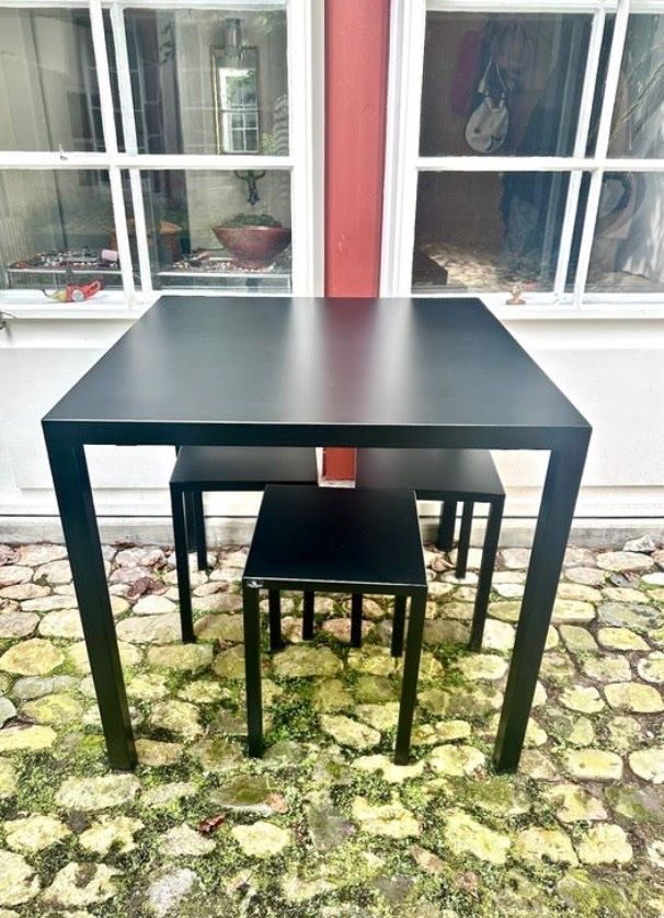 Set di tavolo e panche: Vermobil Gartentisch mit 2 Hocker – Usato da Basel venduto da Katharina520741