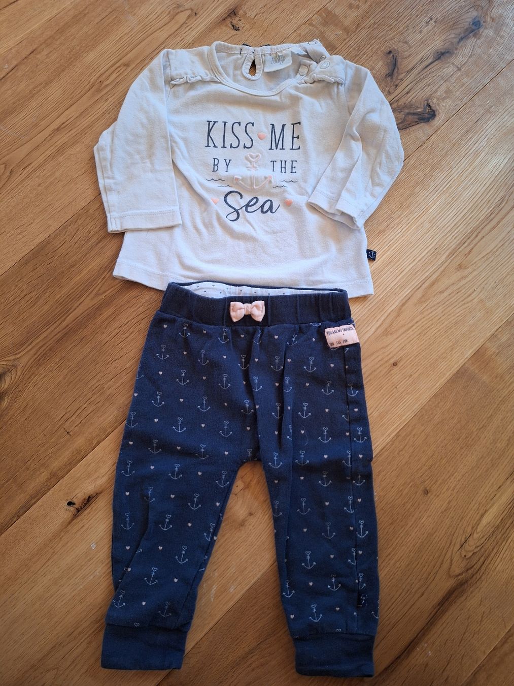 Feetje Kleiderpakete & -sets: Süsses Baby Set Grösse 68/74 – Gebraucht aus Wangen an der Aare von jan_2zxv