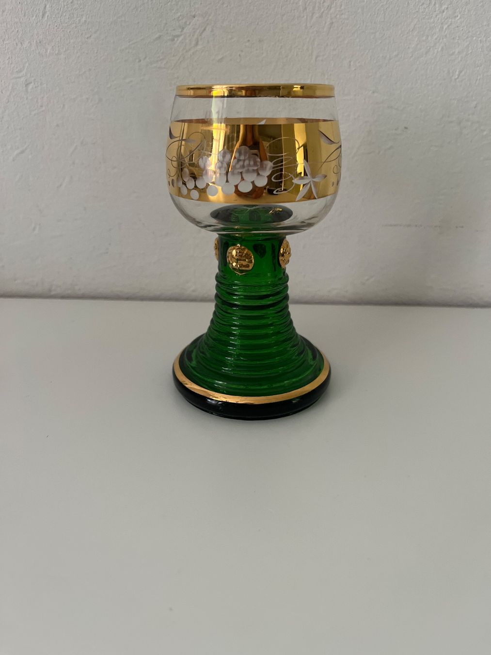 Gläser: Alte Römer Weinglas 12 cm, 0,1 L – Gebraucht aus Möhlin von mil_h55x 2