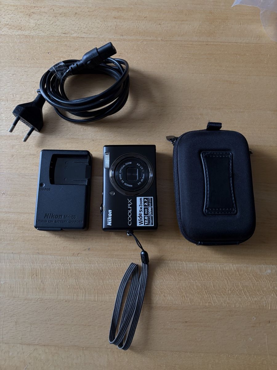 Nikon Fotocamera: Nikon Coolpix S570 – Usato da Sorens venduto da purpureta 1