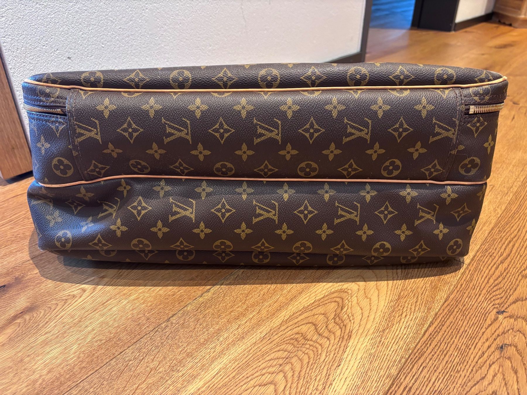 Louis Vuitton Borse: Louis Vuitton Alize 24 heures Travel Bag – Usato da Richterswil venduto da Dingsda72 7