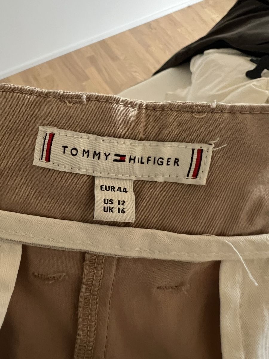 Tommy Hilfiger Pantaloni: 7/8 Hose von Tommy Hilfiger – Usato da Zürich venduto da ann_7l2p 2