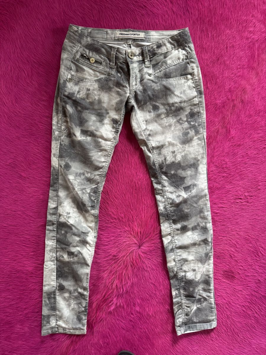 Freeman T. Porter Jeans: Jeans von FREEMAN T.PORTER / Grösse: 27 – Gebraucht aus hendschiken von hippielfe