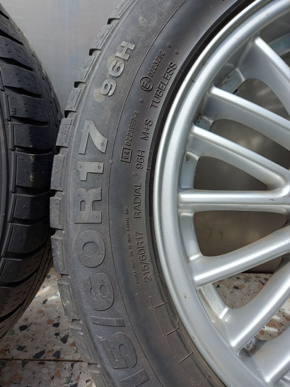 BMW Tutti pezzi di ricambio auto: BMW Felgen /Räder – Usato da Thayngen venduto da OLMIC 2