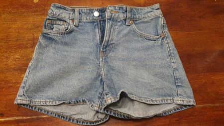 Short 34