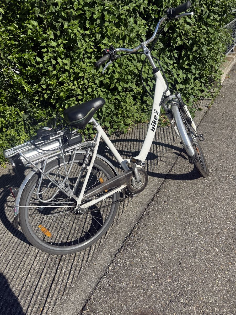 Velos: Bike2 E-Bike  – Defekt aus Steinmaur von Bal-Rajmi1 6