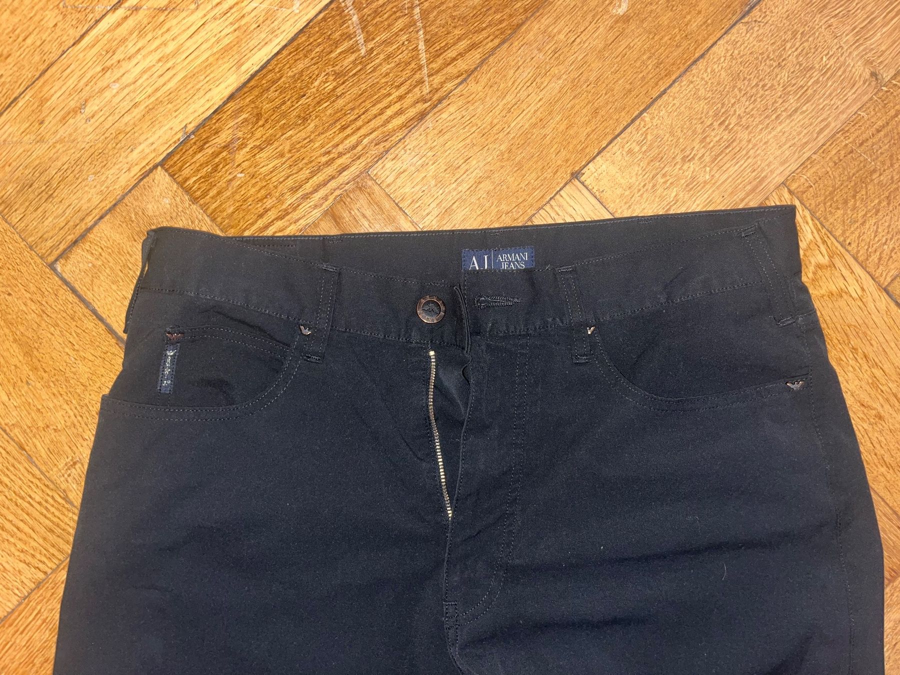 Armani Jeans: Armani Jeans / Grösse EU 33 – Usato da Bern venduto da mael3007 1
