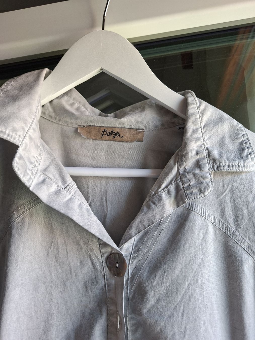Blusen: Bottega Bluse Gr. 44/46 hellgrau – Gebraucht aus Remetschwil von littleredboots 2