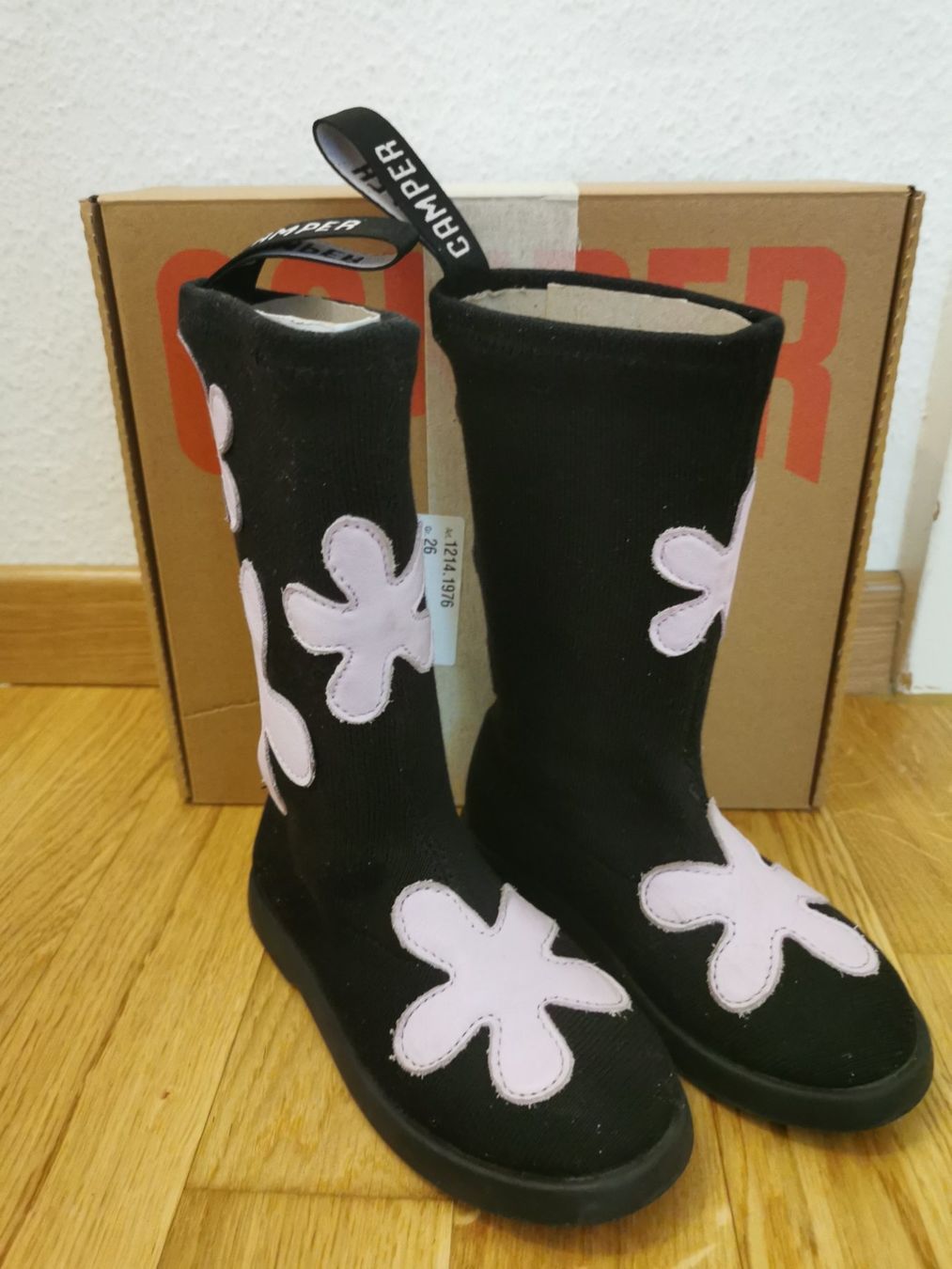 Camper Scarpe per ragazze: Camper Mädchen Stiefel Gr. 26 – Usato da Zürich venduto da Simfa
