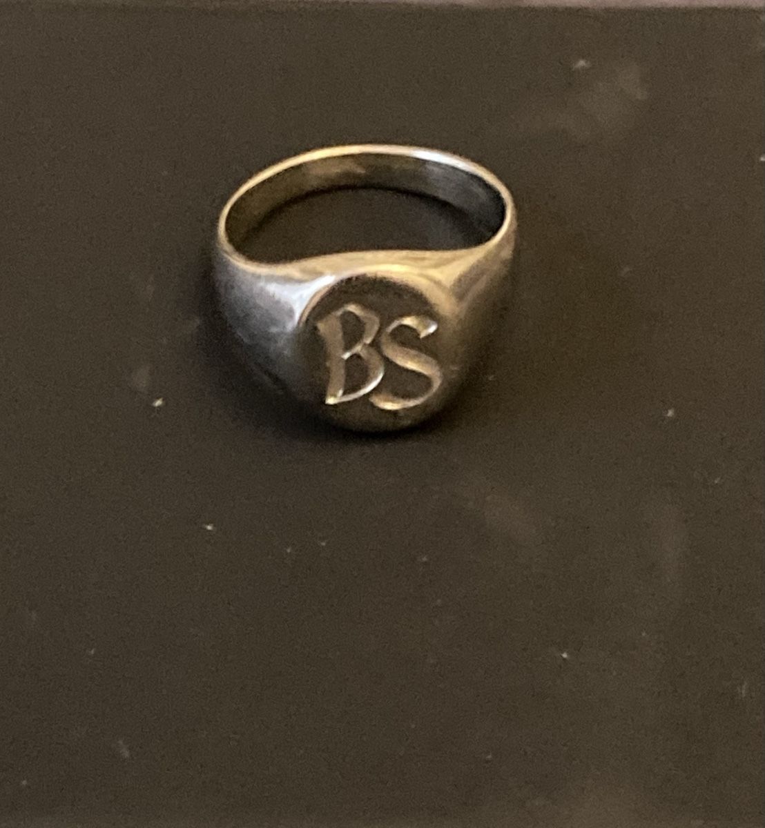 Anelli: Weissgold Siegelring 18 Karat mit den Initialen BS – Usato da Langenthal venduto da Foxi281310 1