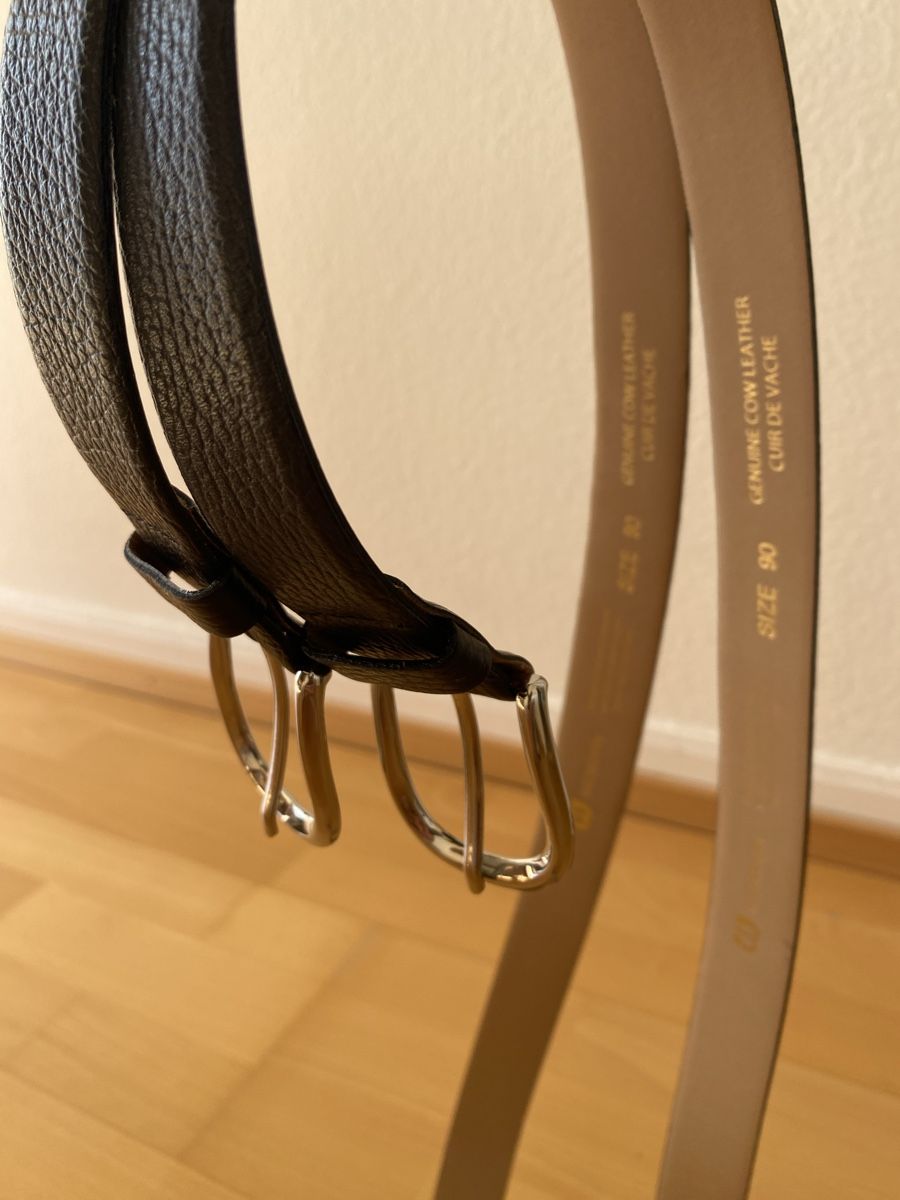 Ceintures: Two leather Weinmann Belts Black&Navy Blue, Size 90 – D'occasion à Zürich par zoe_9fnt 2
