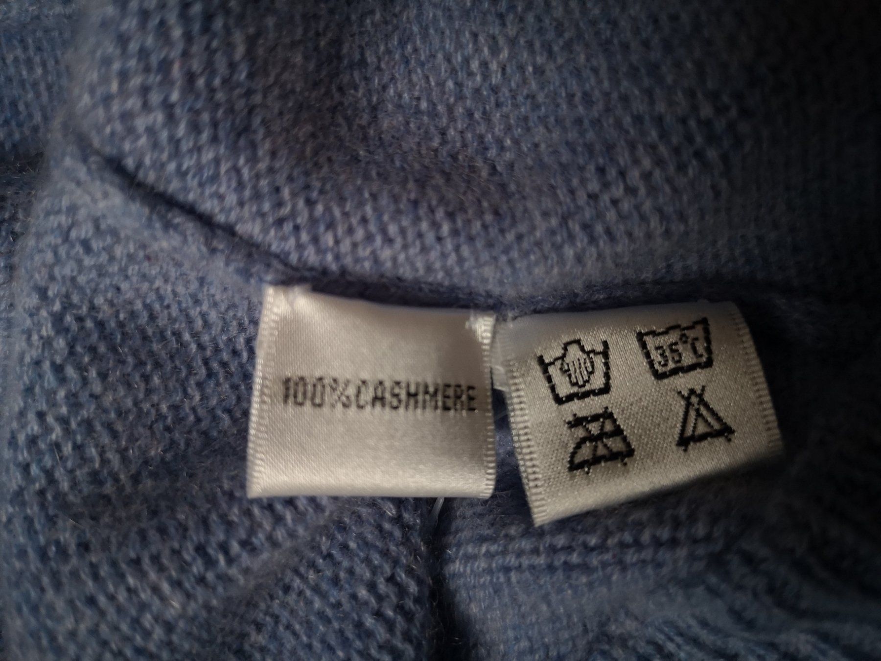 Maglioni & Felpe: Hoodie 100% Casmere Grieder – Usato da Meggen venduto da Mcgiver_1 2