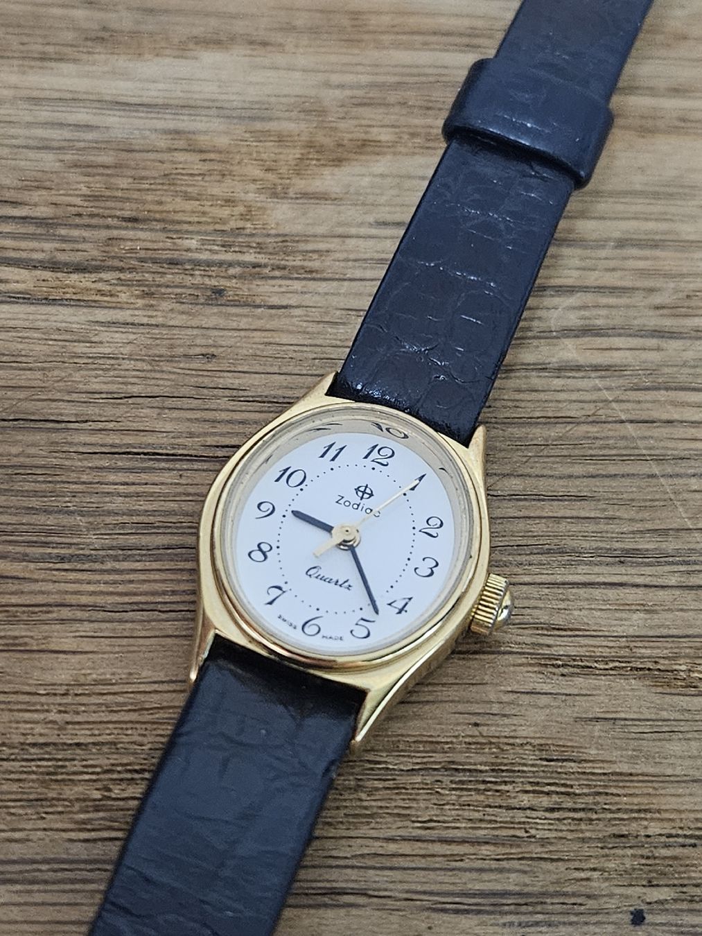 Zodiac Uhren: Zodiac Damenuhr 19mm – Gebraucht aus Flamatt von pie_f9zm 8