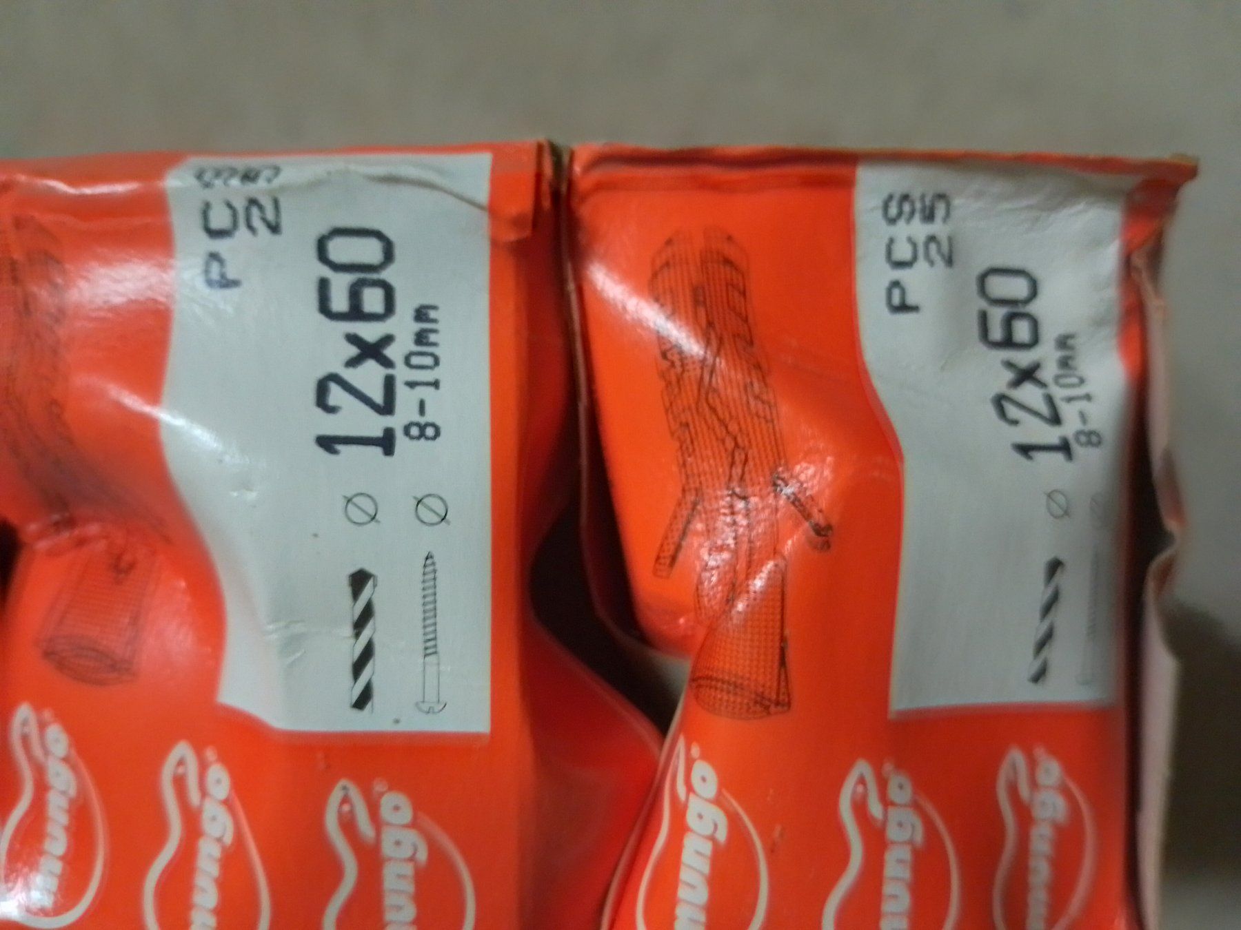 Anker: Dübel/ Nilondübel 600 Stk. – Neu und originalverpackt aus St. Ursen von vonmos 1