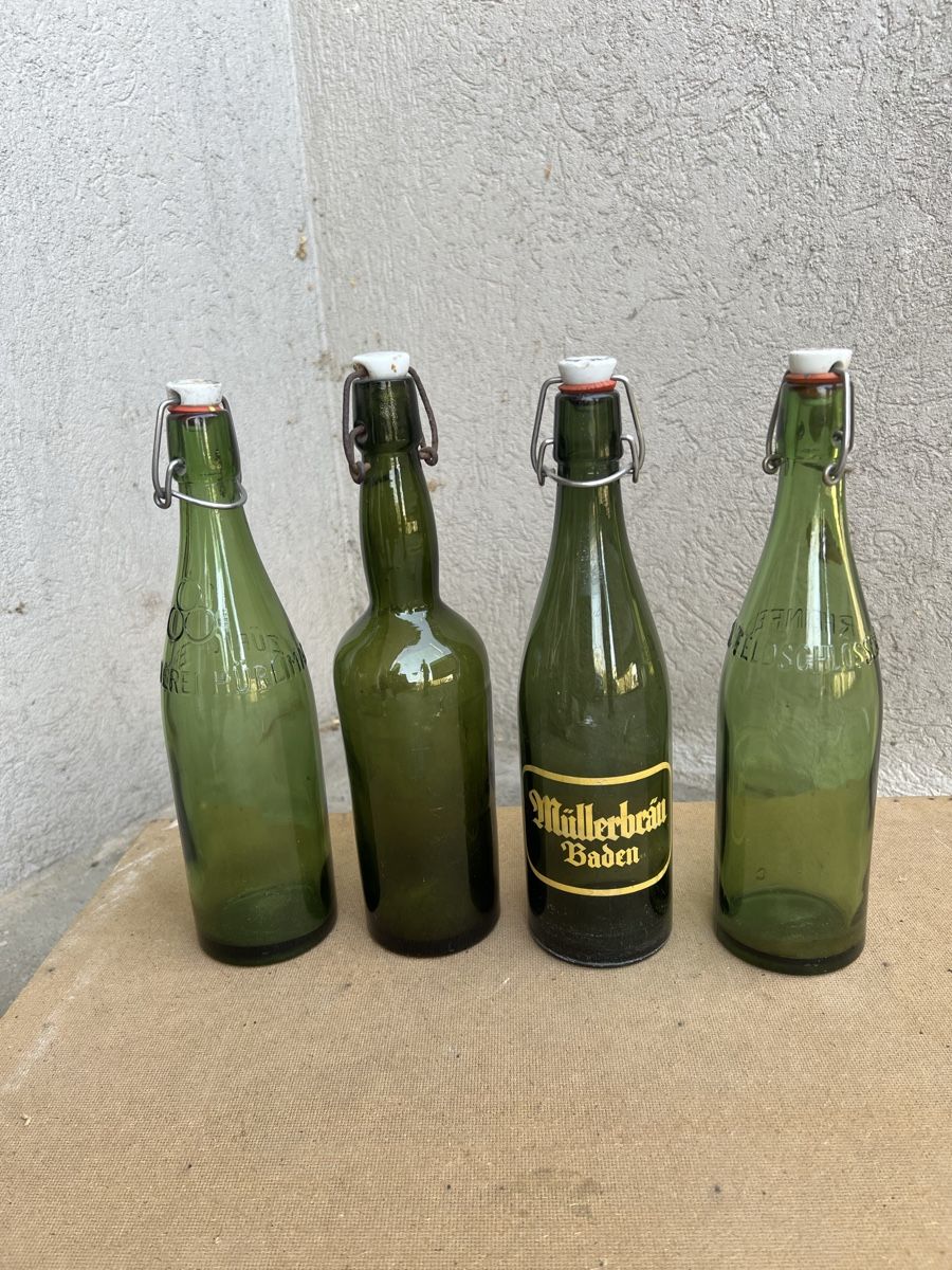 Bicchieri, Caraffe & Bottiglie: 4 ältere Bierflaschen – Usato da Ehrendingen venduto da nz9_y29p 1