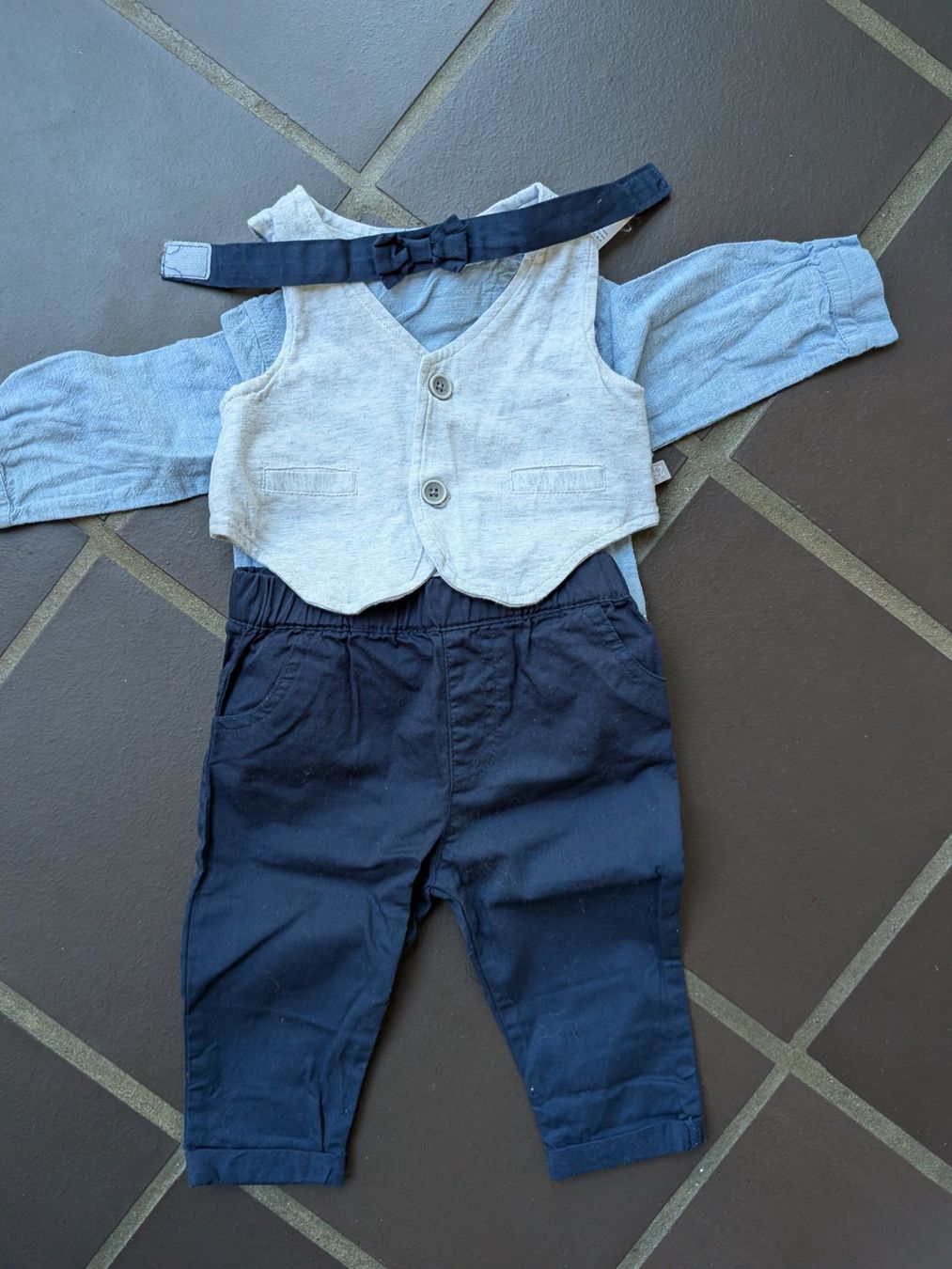 Completi: festliches Outfit – Usato da Weiningen ZH venduto da janinea1234