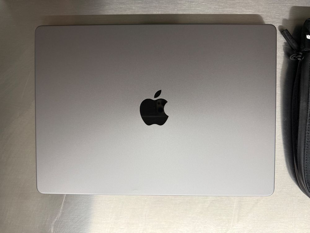 MacBook Pro M1 Max 64GB 2TB Space Gray (late 2021) (Gebraucht) in ...