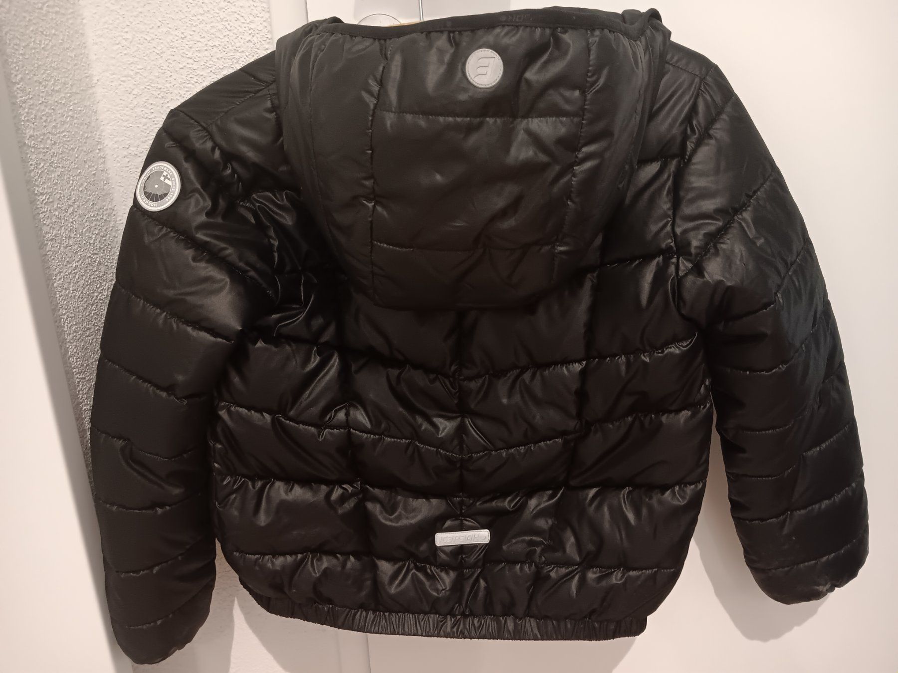 Giacche & Cappotti: Kinder Jacke, Gr. 128 – Nuovo (secondo la descrizione) da Gelterkinden venduto da ram_5vkp 4